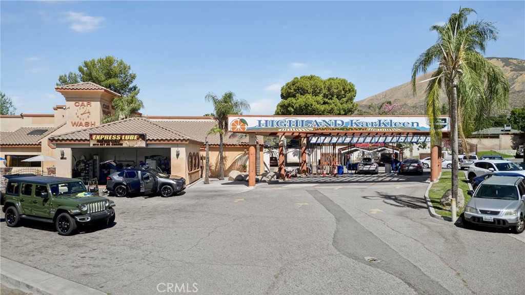 3706 Highland Ave Property Photo 1