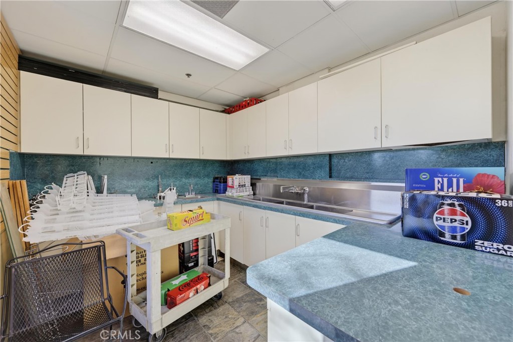 3706 Highland Ave Property Photo 13