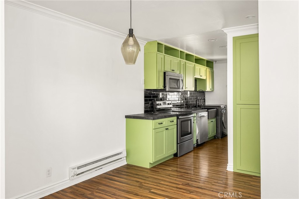 9695 Adams Property Photo 6