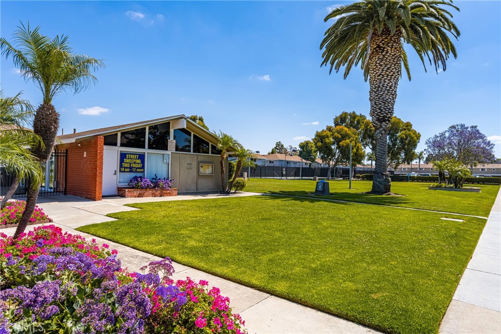 9695 Adams Property Photo 23