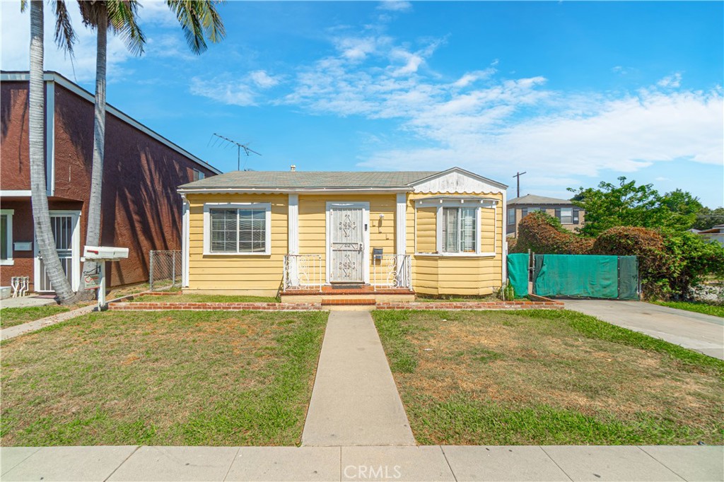 167 E 67th Street Property Photo 1