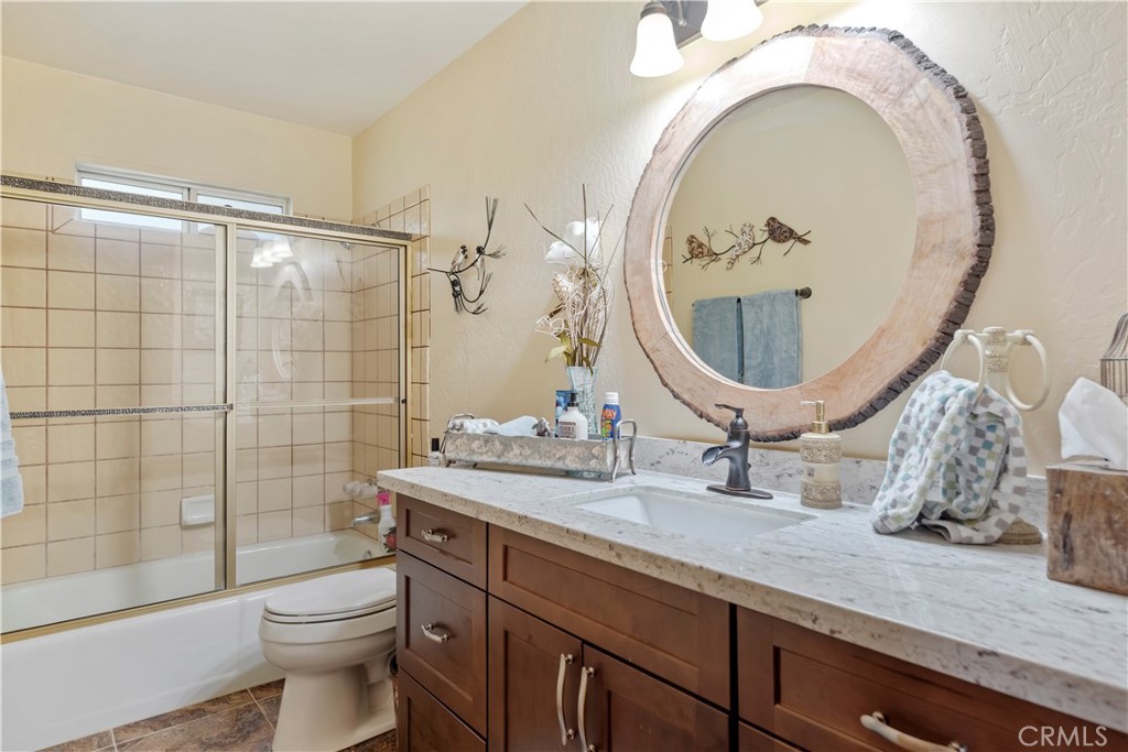 615 Wellesley Property Photo 20