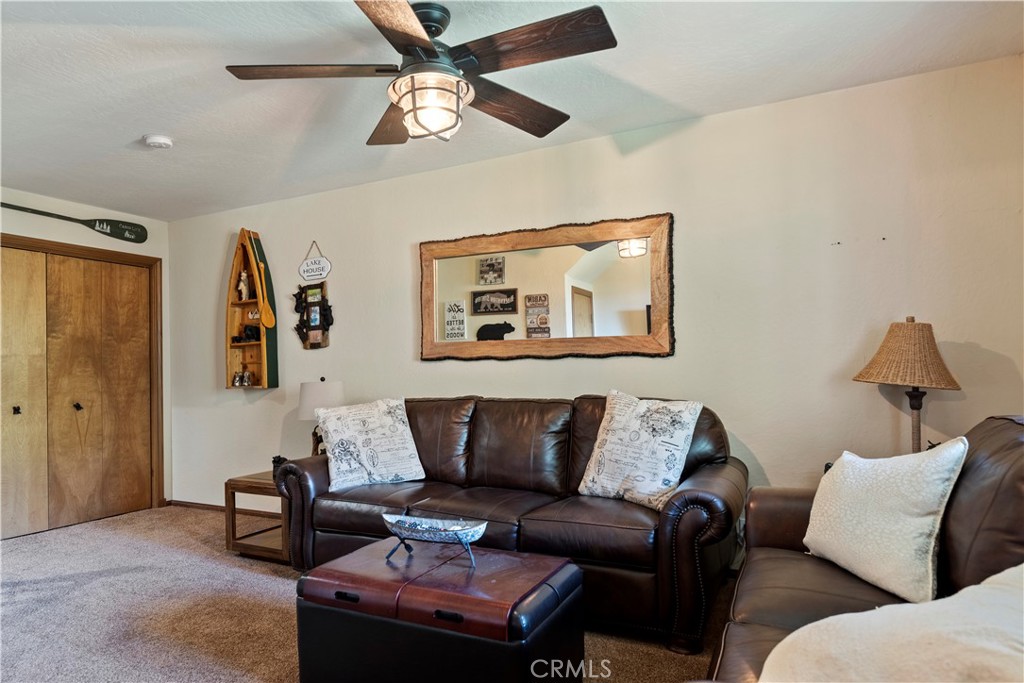 615 Wellesley Property Photo 22