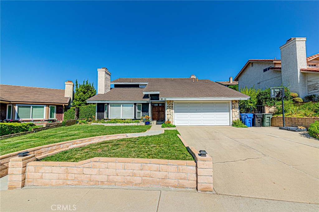 49 Stagecoach Drive Property Photo 1