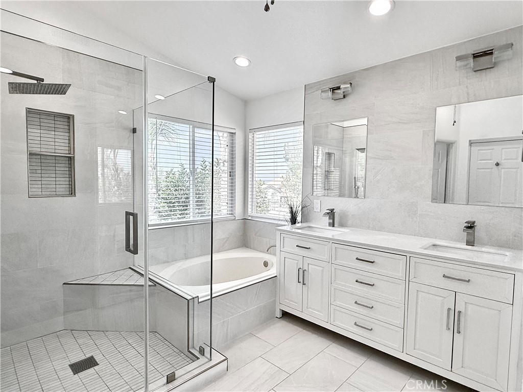 937 S Nicole Way Property Photo 19