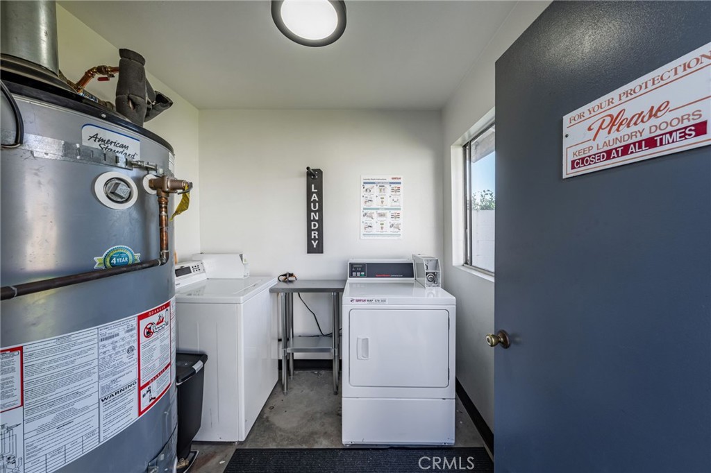111 N Stanford Avenue Property Photo 7