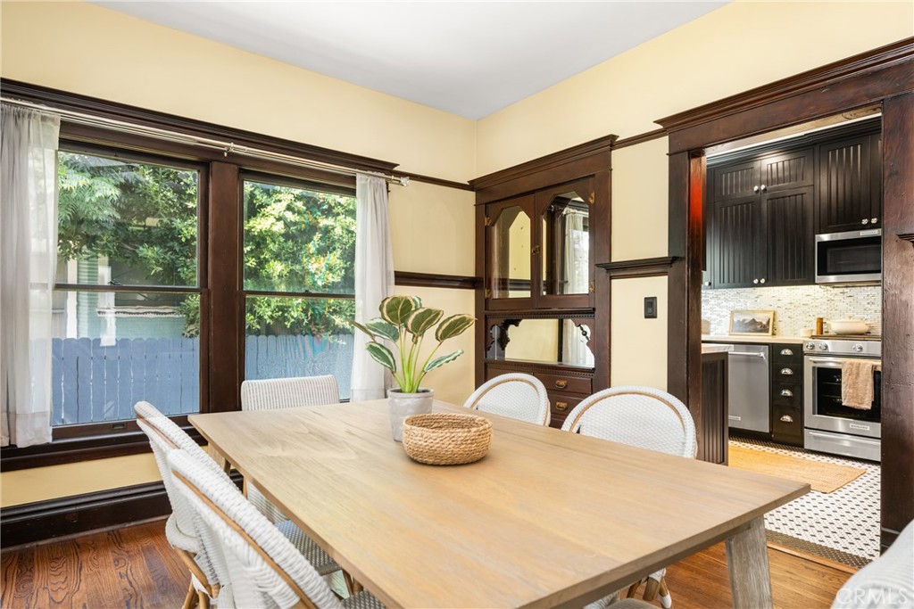 313 E Palmyra Property Photo 17