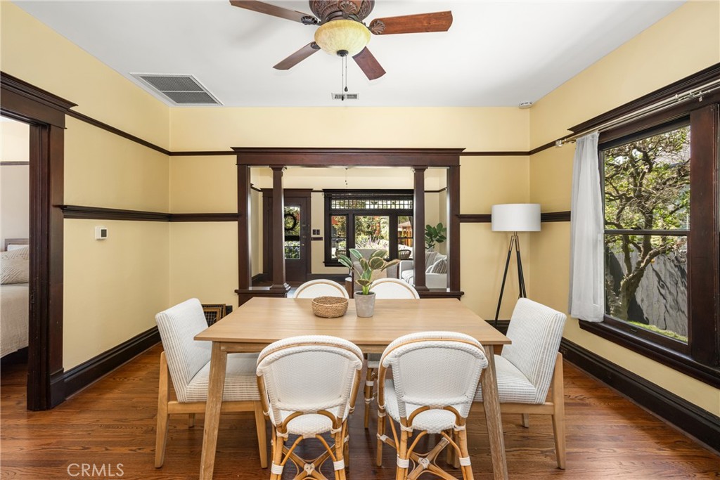 313 E Palmyra Property Photo 18