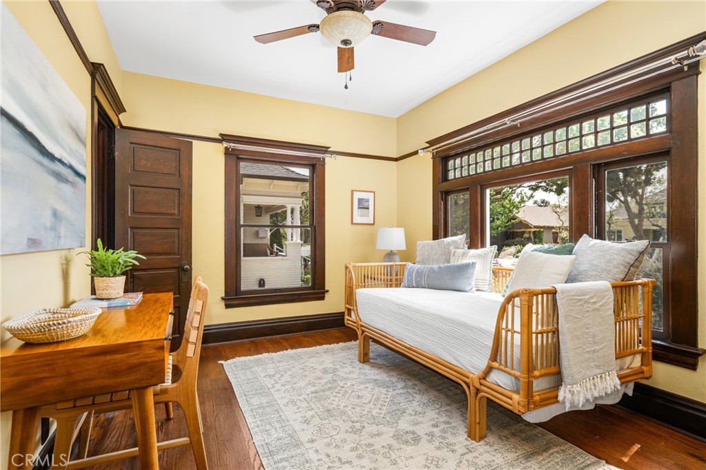 313 E Palmyra Property Photo 25