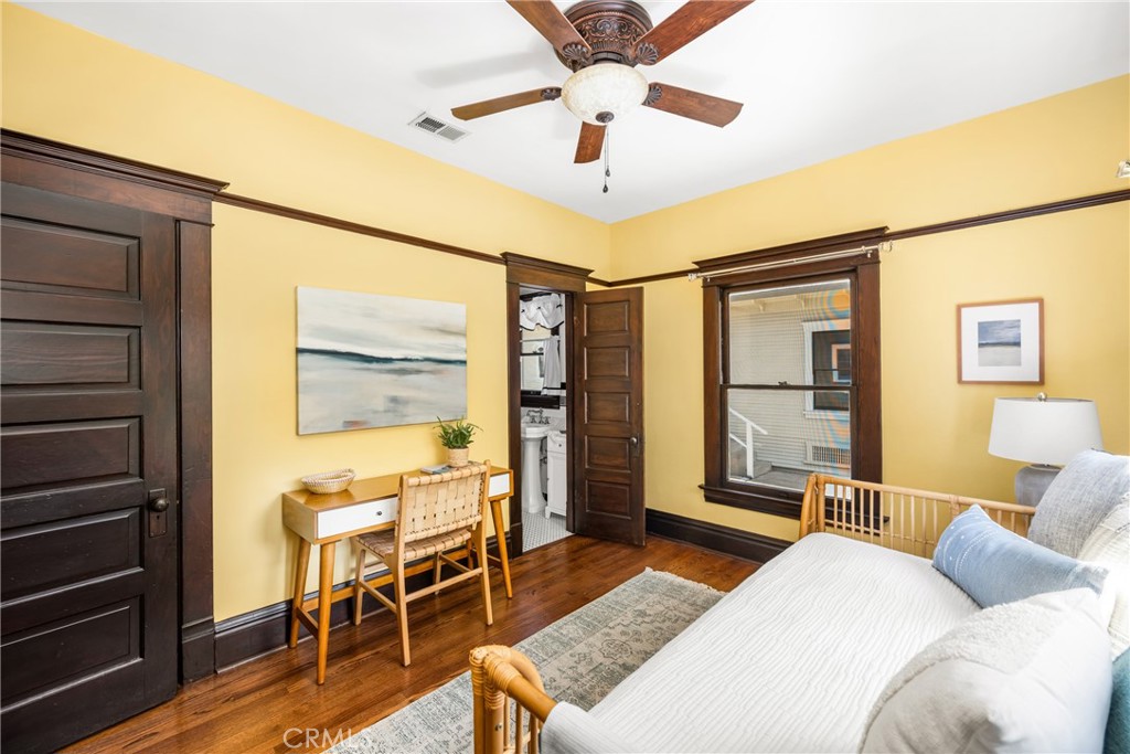 313 E Palmyra Property Photo 27