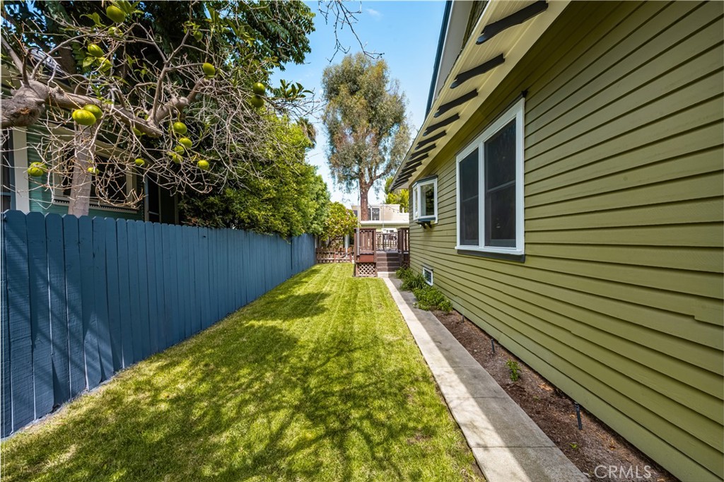 313 E Palmyra Property Photo 46