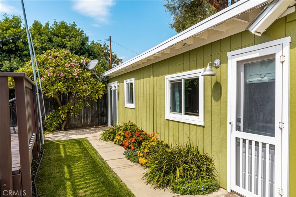 313 E Palmyra Property Photo 48