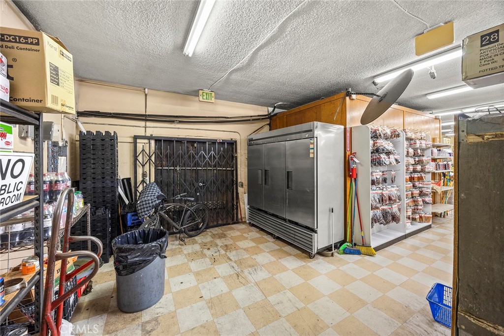1429 Cherry Property Photo 17