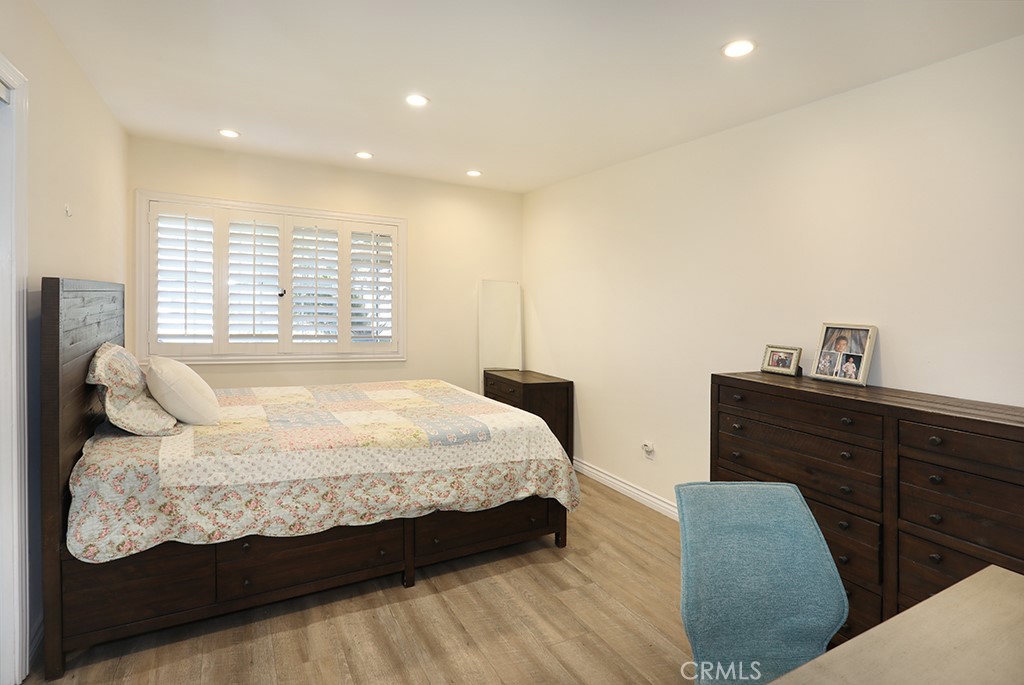 1800 Yermo Place Property Photo 15