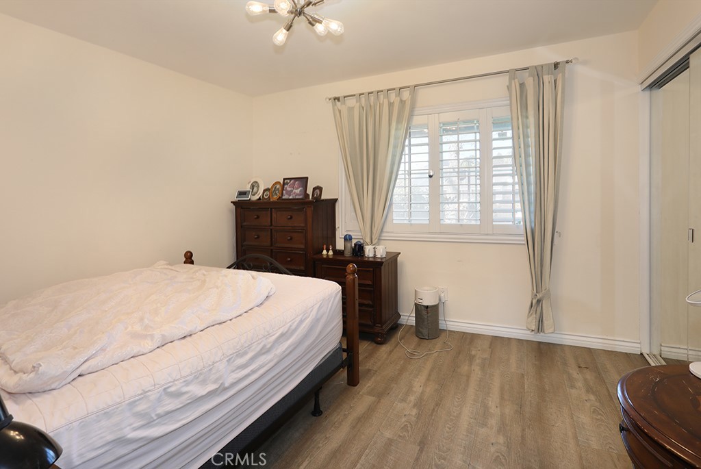 1800 Yermo Place Property Photo 16