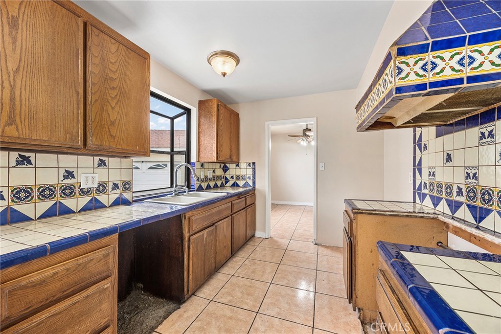 740 Albee Property Photo 3