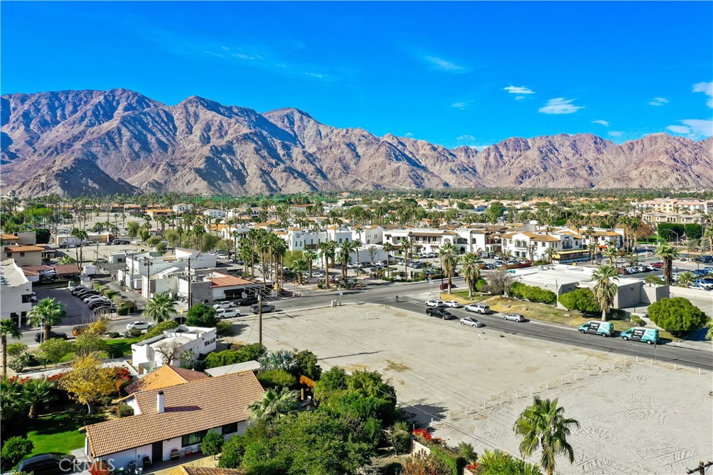 78181 Avenida La Fonda Property Photo 3