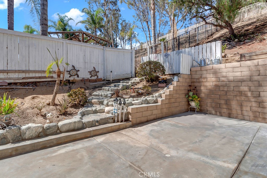 1096 Casandra Property Photo 38