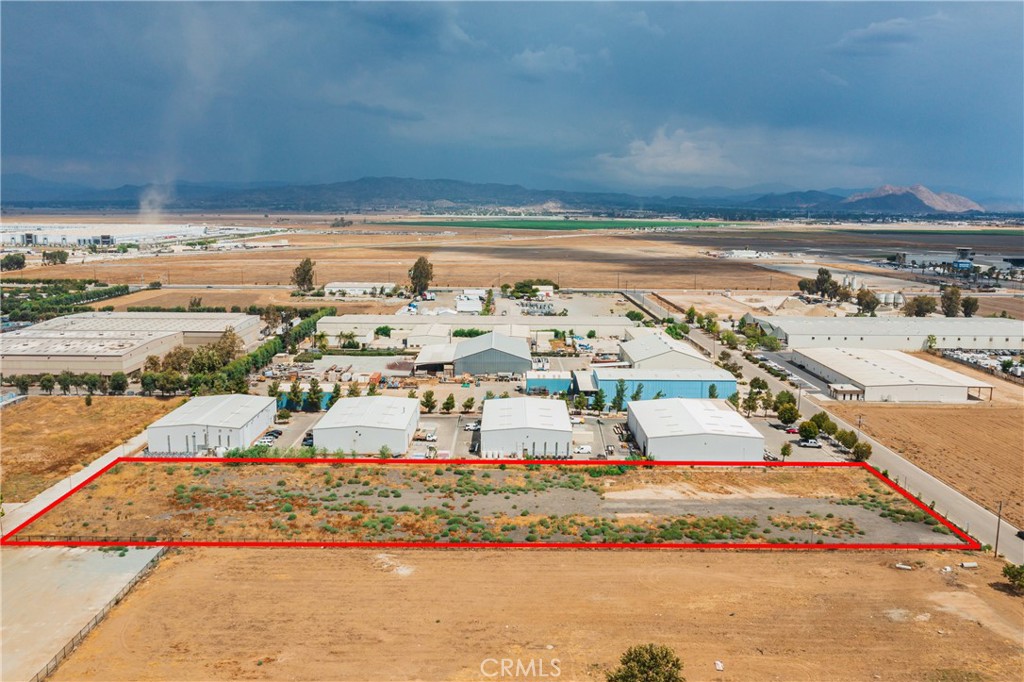 24 Malbert Property Photo 6