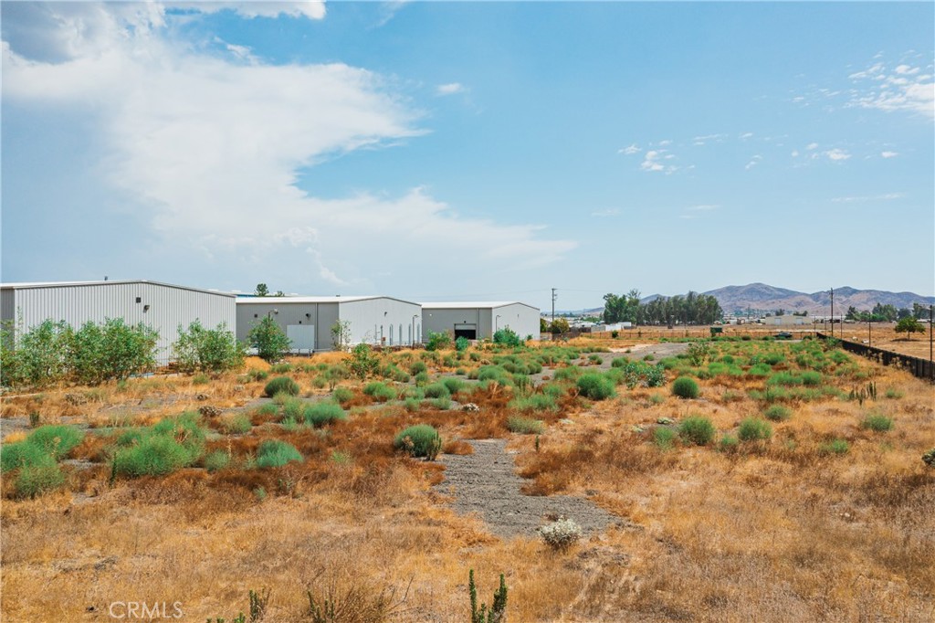 24 Malbert Property Photo 10