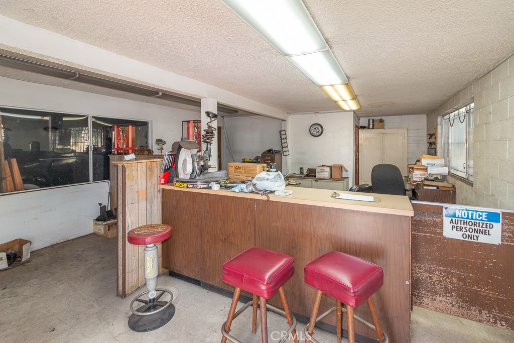 1244 S Atlantic Property Photo 15