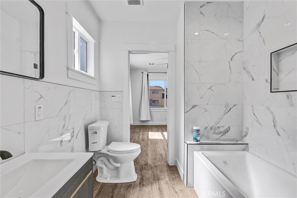 304 S Lorena Property Photo 17