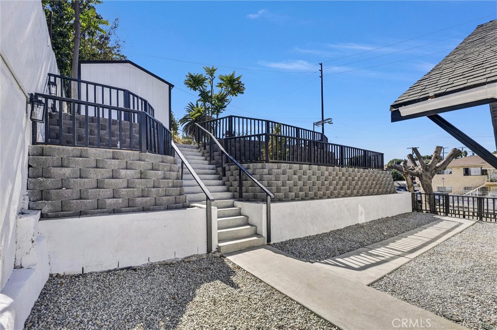 304 S Lorena Property Photo 22