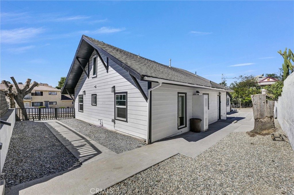 304 S Lorena Property Photo 23