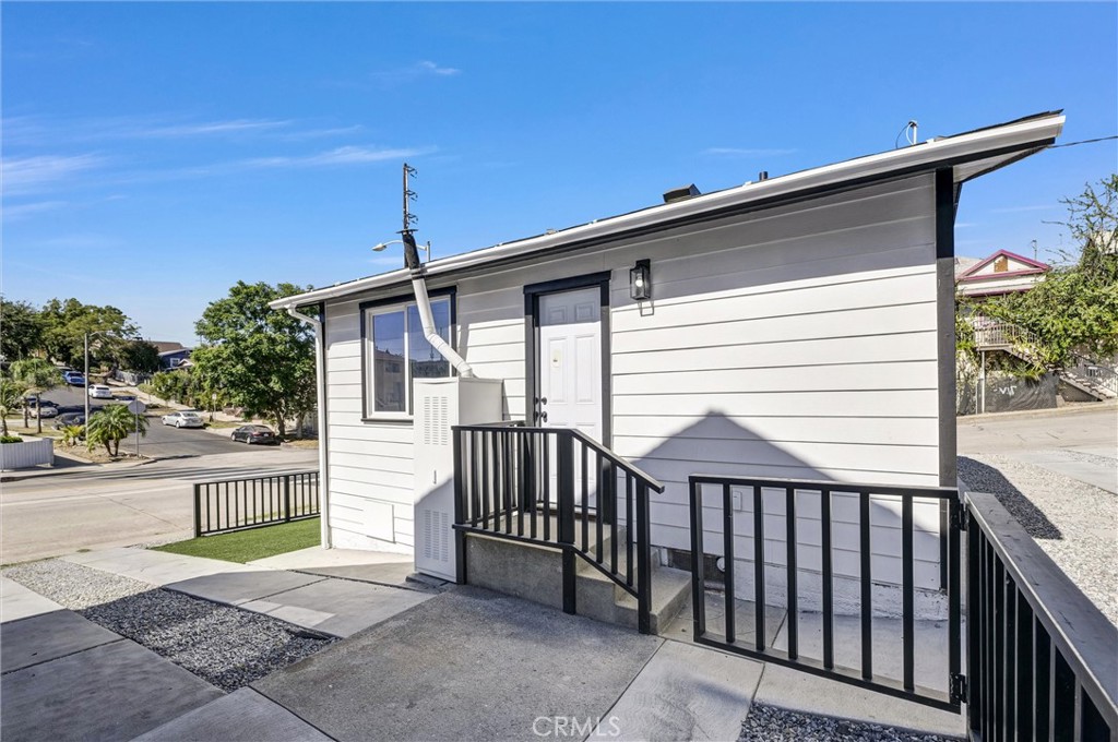 304 S Lorena Property Photo 28