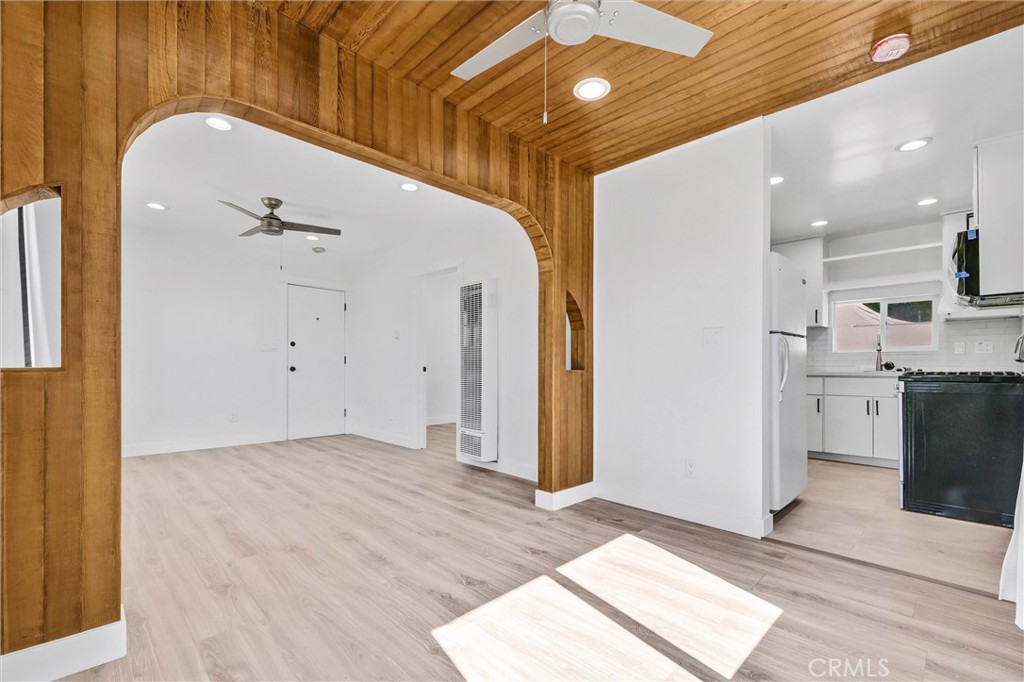 304 S Lorena Property Photo 30