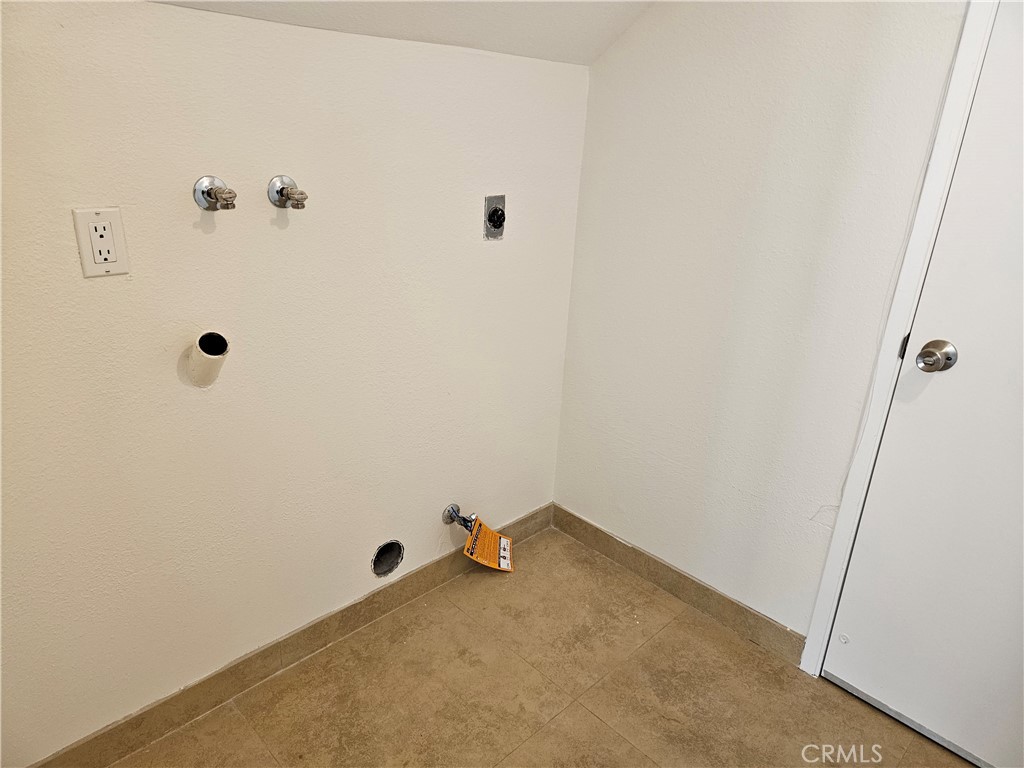 1812 Fairgreen Drive Property Photo 38