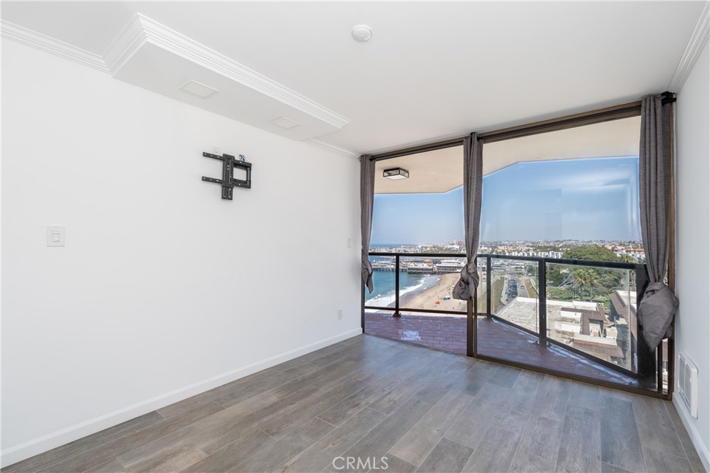 531 Esplanade 713 Property Photo 12