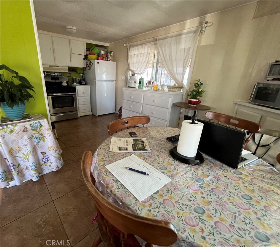 16707 Garfield Avenue 1806 Property Photo 5