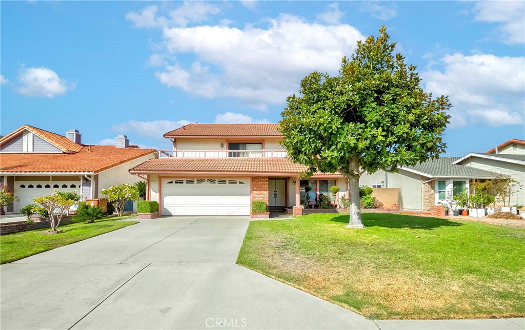 2586 E Riles Circle