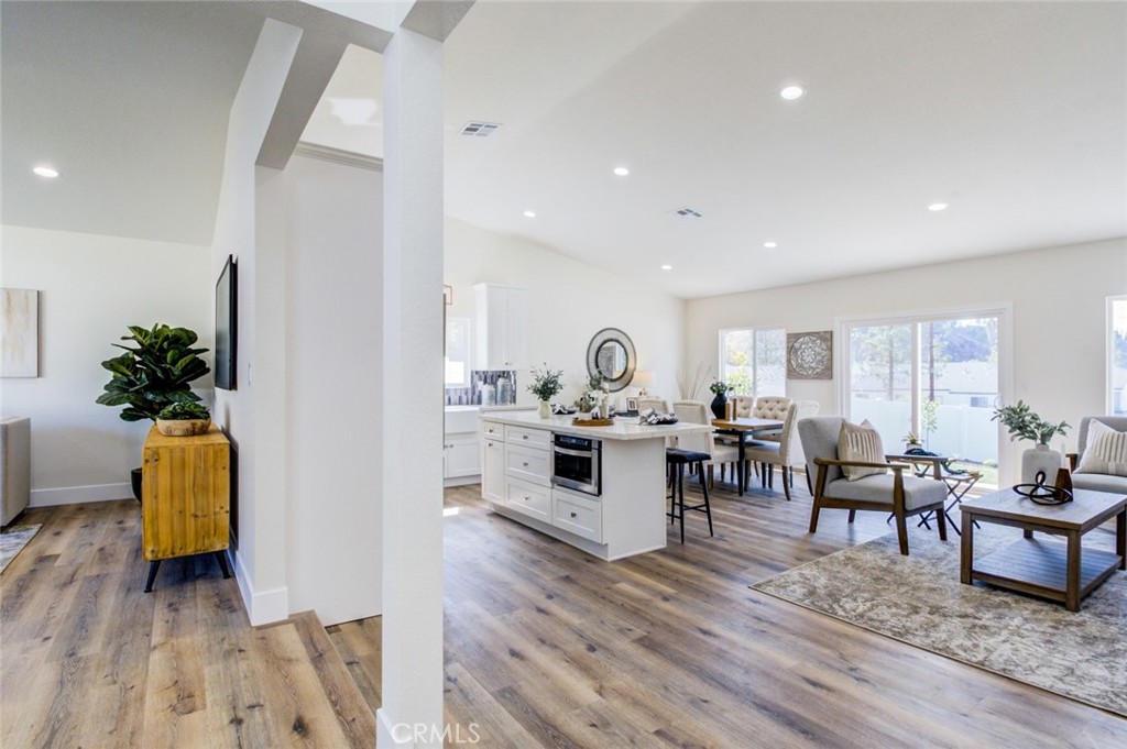 1335 Center Dr. Property Photo 9