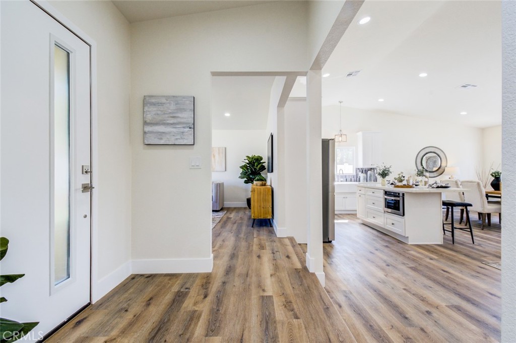 1335 Center Dr. Property Photo 10