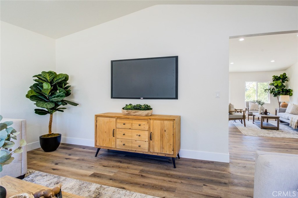 1335 Center Dr. Property Photo 12