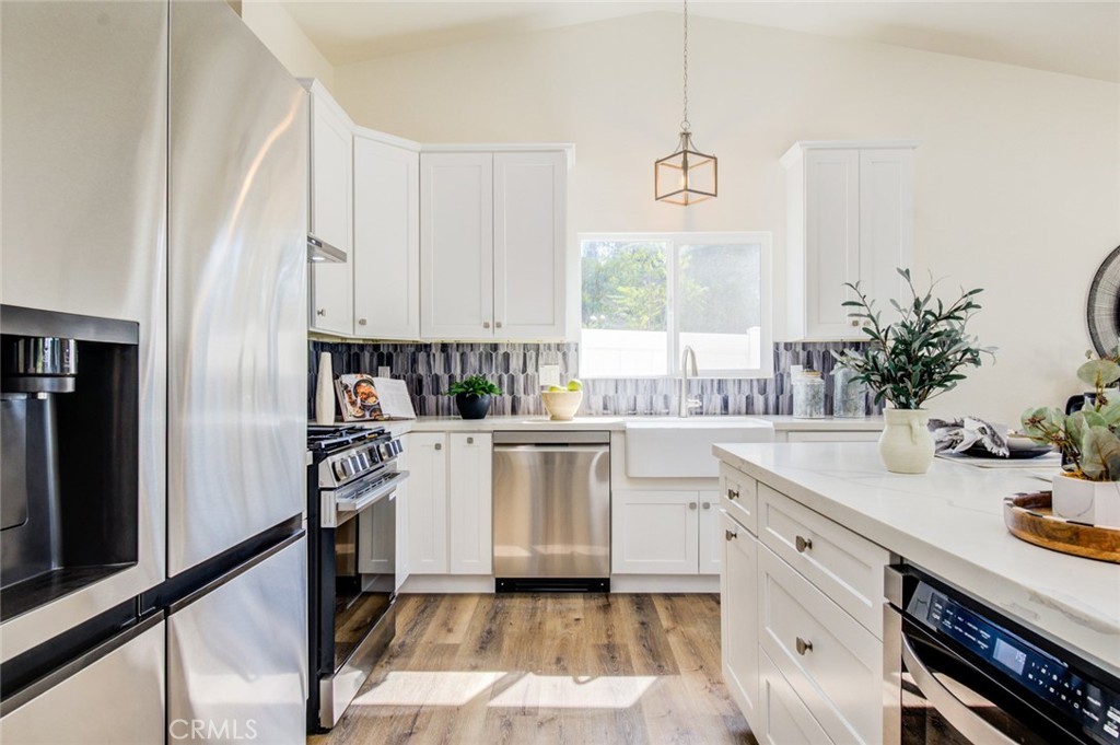 1335 Center Dr. Property Photo 23