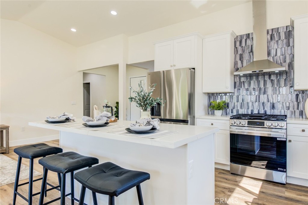 1335 Center Dr. Property Photo 28