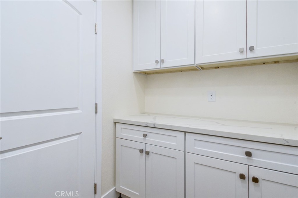 1335 Center Dr. Property Photo 46