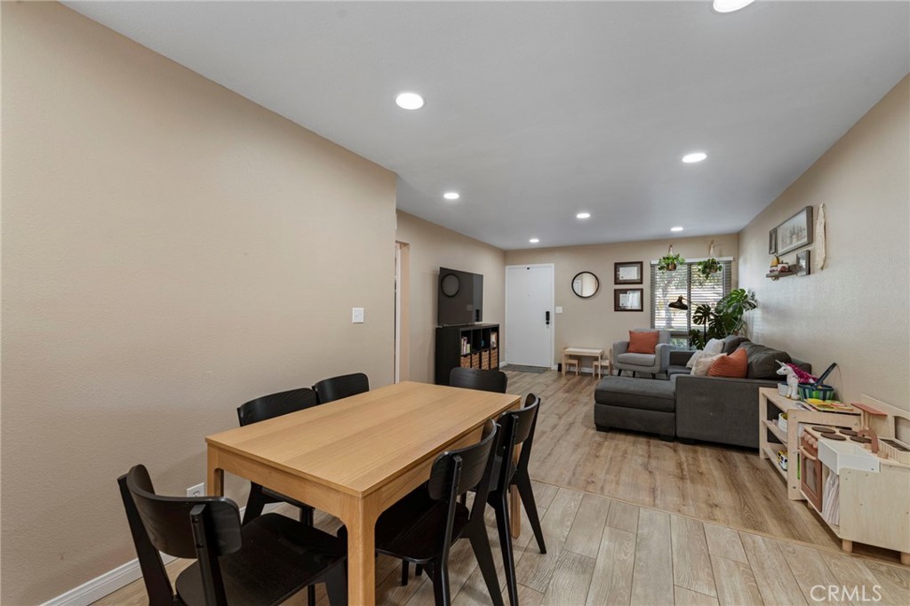 3029 N Cottonwood Street 12 Property Photo 9