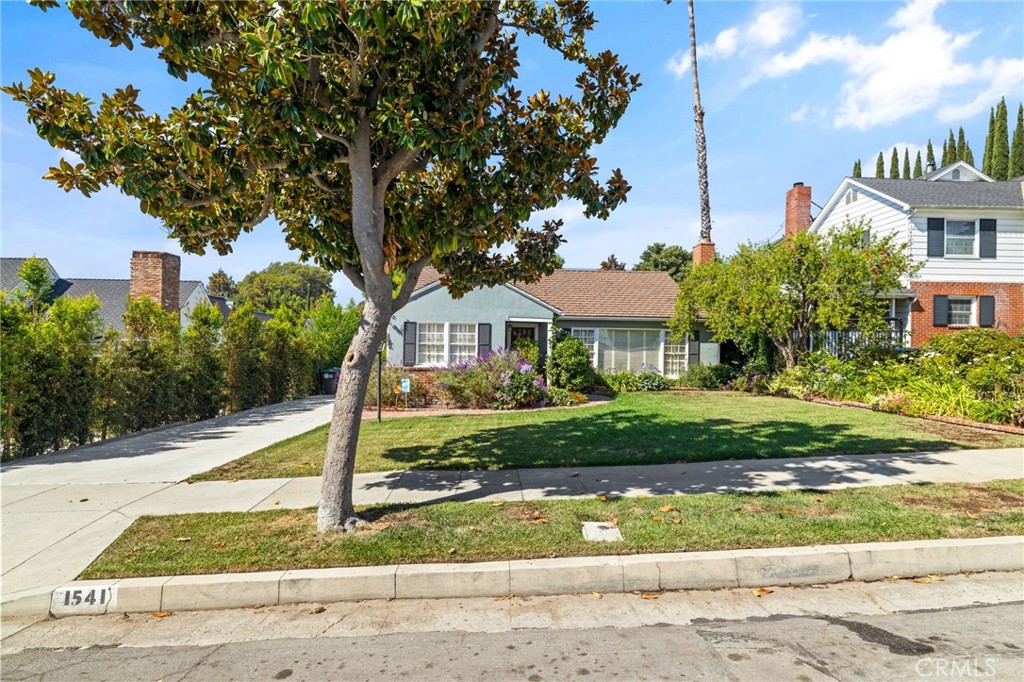 1541 Ben Lomond Drive Property Photo 2