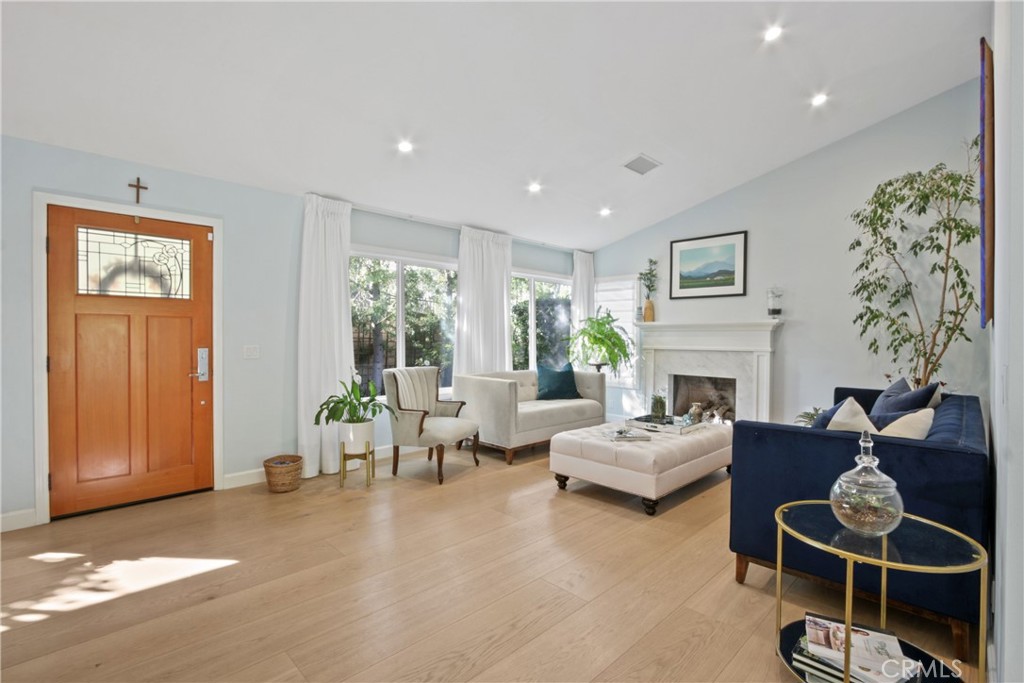 1457 Meads Property Photo 5