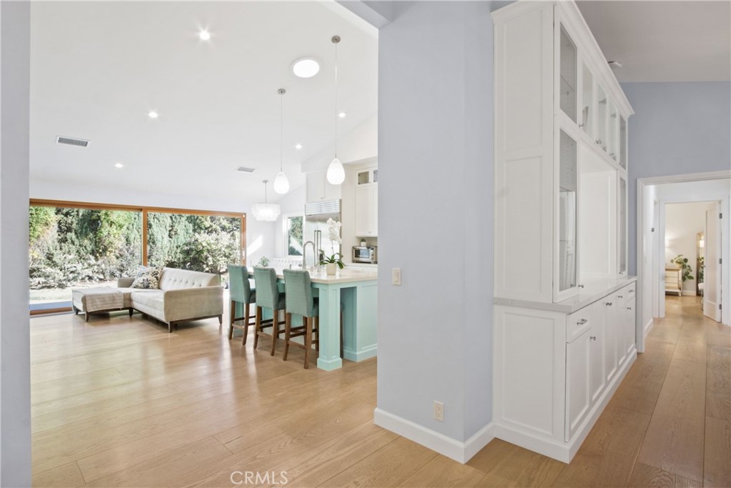 1457 Meads Property Photo 9