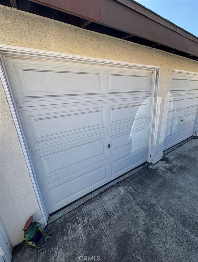 421 N Olive B Property Photo 9