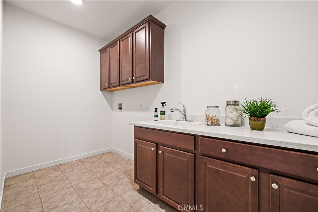 3811 Snapdragon Way Property Photo 29