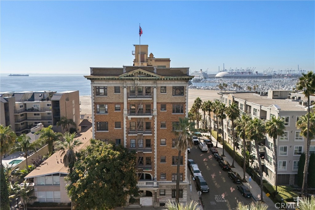 1030 E Ocean 308 Property Photo 1