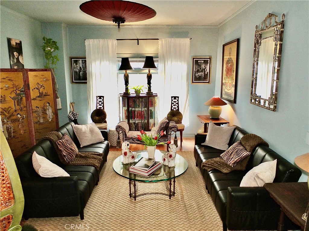 1030 E Ocean 308 Property Photo 3