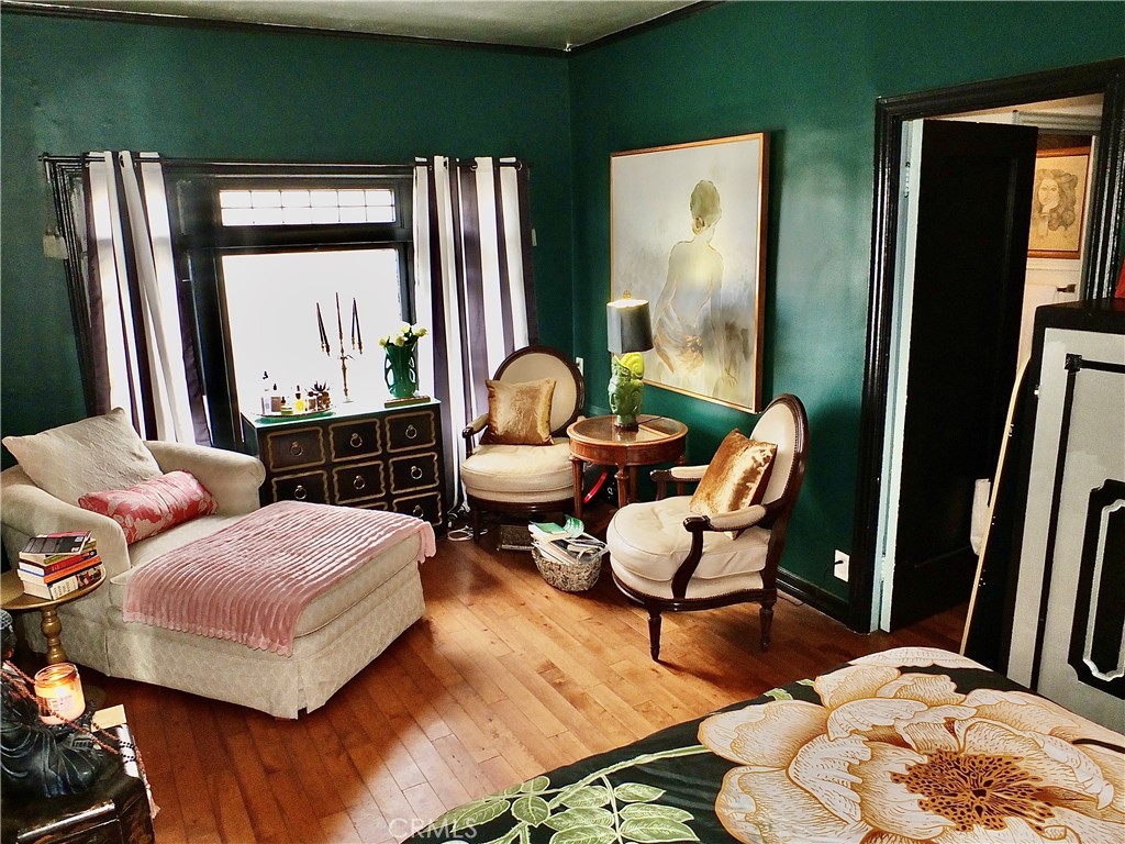 1030 E Ocean 308 Property Photo 22