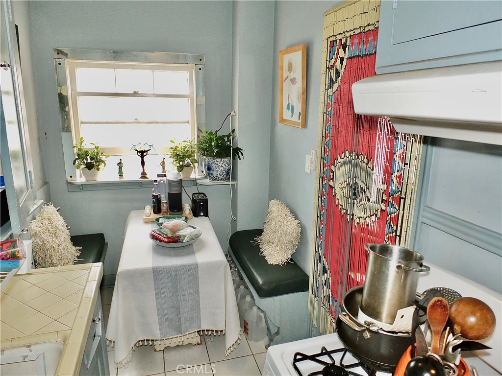 1030 E Ocean 308 Property Photo 27